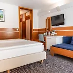 מלון Hotel Kranjska Gora