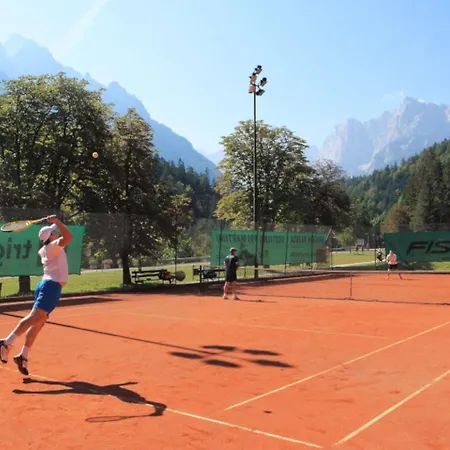 Hotel Kranjska Gora ホテル クランスカゴーラ