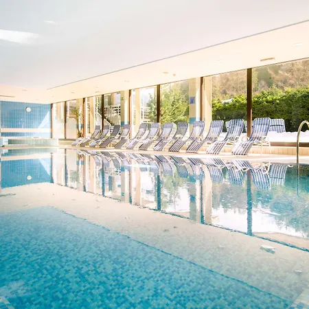 Отель Hotel Kranjska Gora 4*