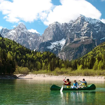 ホテル Hotel Kranjska Gora
