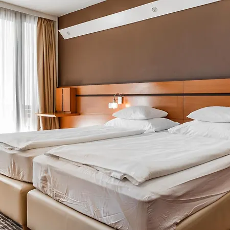 Hotel Kranjska Gora Отель 4*