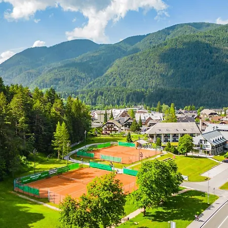 Hotel Kranjska Gora Szálloda 4*