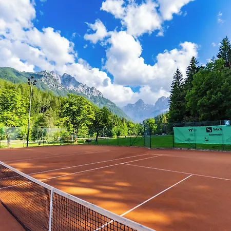 Отель Hotel Kranjska Gora Краньска Гора