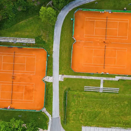 Hotel Kranjska Gora Otel 4*