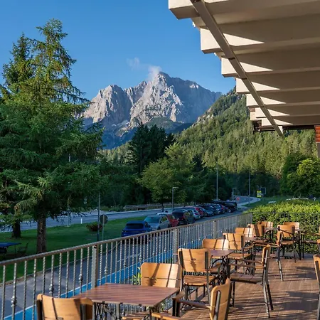 Отель Hotel Kranjska Gora Краньска Гора