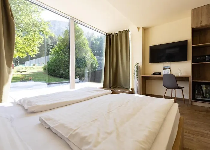 Hotel Kranjska Gora 호텔 4*